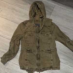 Levi's Khaki Jacket with Hood and pockets size small